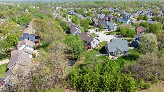 2664 W Whitney Street, Olathe, KS 66061