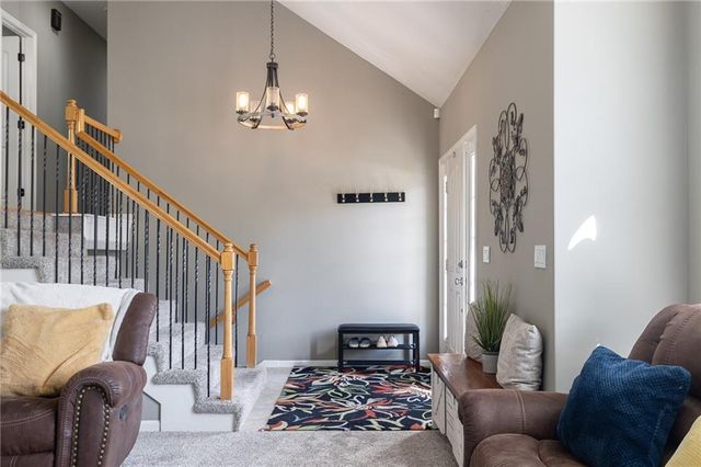 2664 W Whitney Street, Olathe, KS 66061