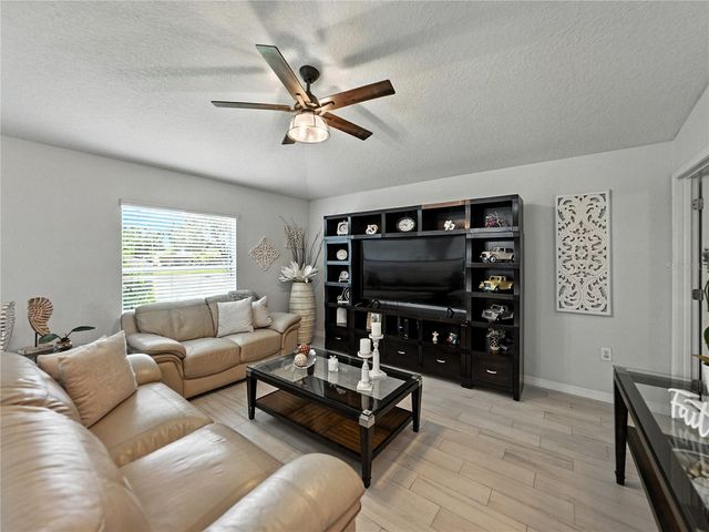 149 CASCADE BEND DRIVE, Ruskin, FL 33570