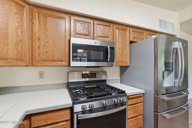 1125 E Kleindale Road, Tucson, AZ 85719