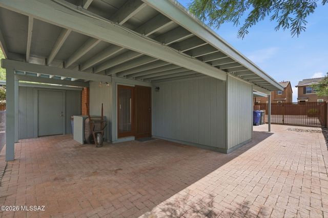 1125 E Kleindale Road, Tucson, AZ 85719