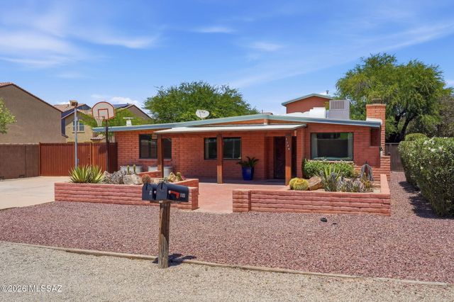 1125 E Kleindale Road, Tucson, AZ 85719