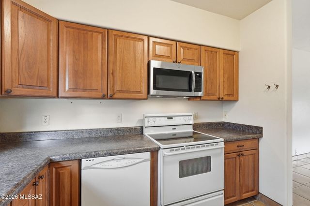 1125 E Kleindale Road, Tucson, AZ 85719