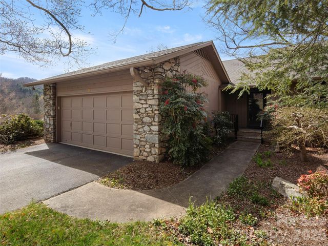 15 Ridge Terrace, Asheville, NC 28804