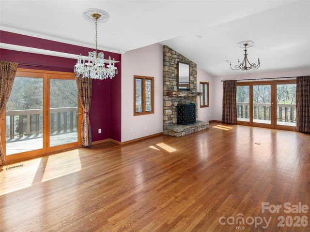 15 Ridge Terrace, Asheville, NC 28804