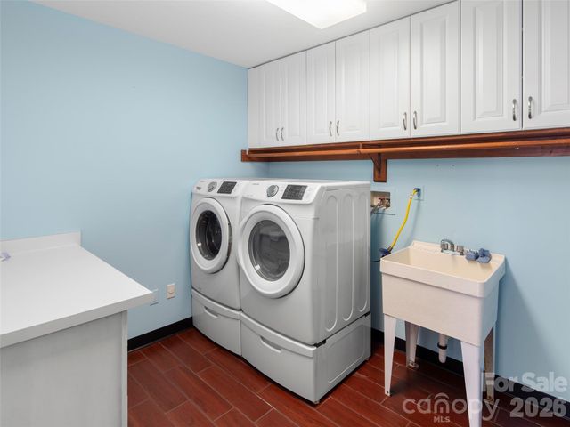 15 Ridge Terrace, Asheville, NC 28804