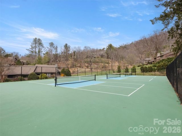 15 Ridge Terrace, Asheville, NC 28804