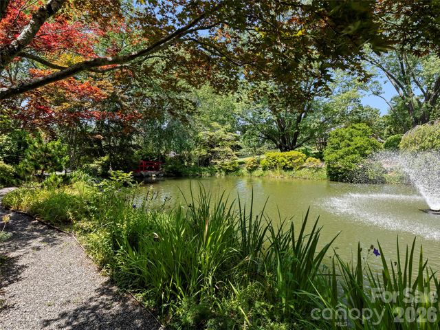 15 Ridge Terrace, Asheville, NC 28804