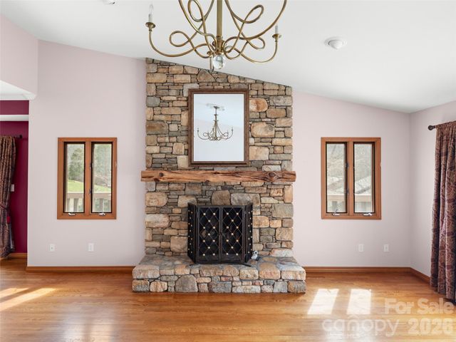 15 Ridge Terrace, Asheville, NC 28804