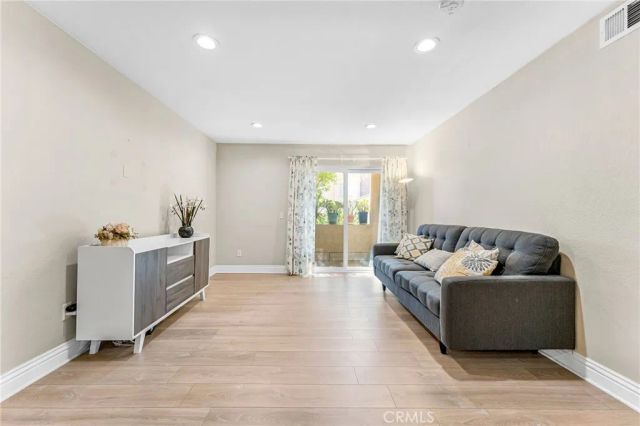 2550 San Gabriel, Corona, CA 92882