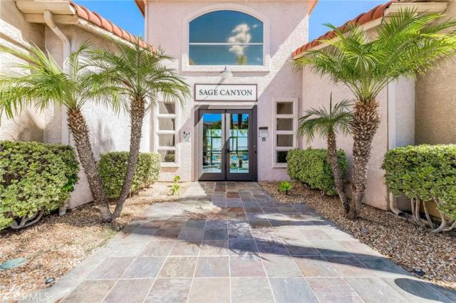 2550 San Gabriel, Corona, CA 92882