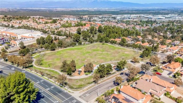 2550 San Gabriel, Corona, CA 92882