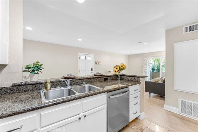 2550 San Gabriel, Corona, CA 92882