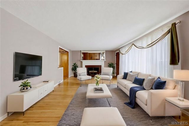 4839 Crestwood Drive, Hamburg, NY 14075