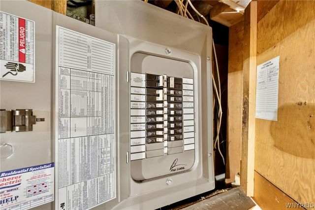 4839 Crestwood Drive, Hamburg, NY 14075