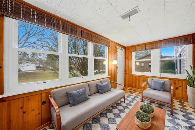 4839 Crestwood Drive, Hamburg, NY 14075