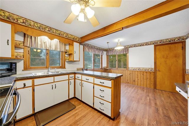 4839 Crestwood Drive, Hamburg, NY 14075