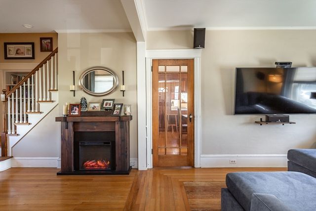 203 Hooper St, Tiverton, RI 02878