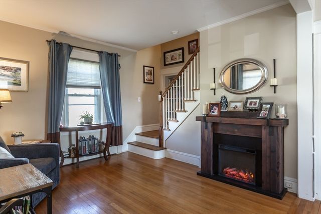 203 Hooper St, Tiverton, RI 02878