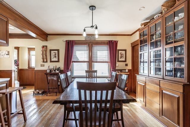 203 Hooper St, Tiverton, RI 02878