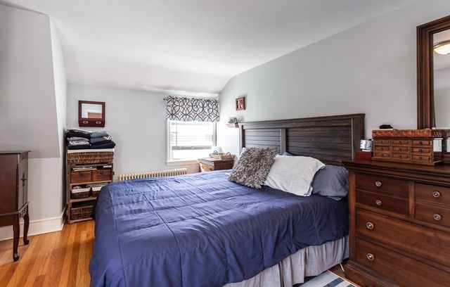 203 Hooper St, Tiverton, RI 02878