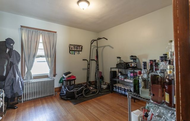 203 Hooper St, Tiverton, RI 02878