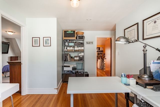 203 Hooper St, Tiverton, RI 02878