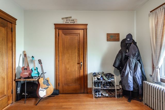203 Hooper St, Tiverton, RI 02878