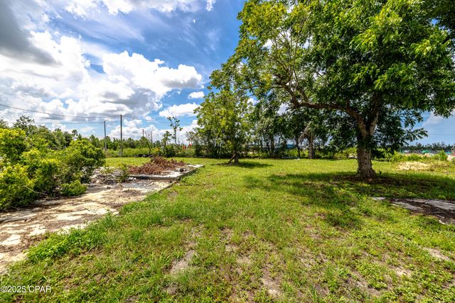 1611 Transmitter Road, Panama City, FL 32404