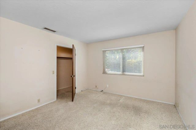 1970 Rohn Rd, Escondido, CA 92025