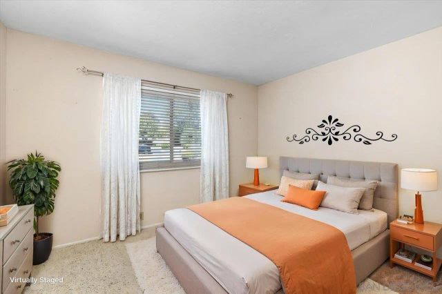 1970 Rohn Rd, Escondido, CA 92025