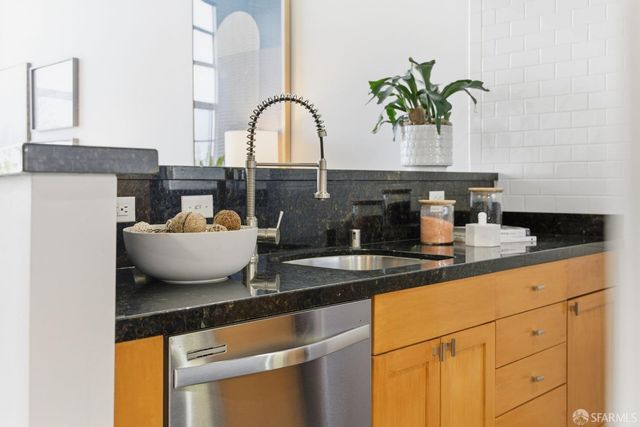 1310 Minnesota Street 203, San Francisco, CA 94107