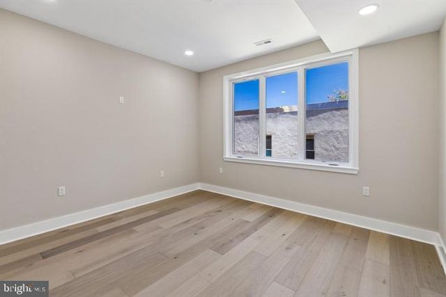 1437 S 8TH ST, Philadelphia, PA 19147