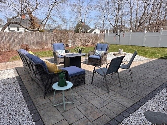 3 Rosemary Ln A, Wareham, MA 02571