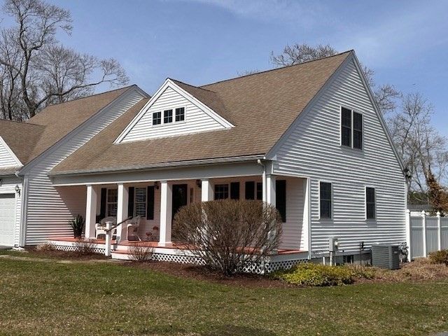 3 Rosemary Ln A, Wareham, MA 02571