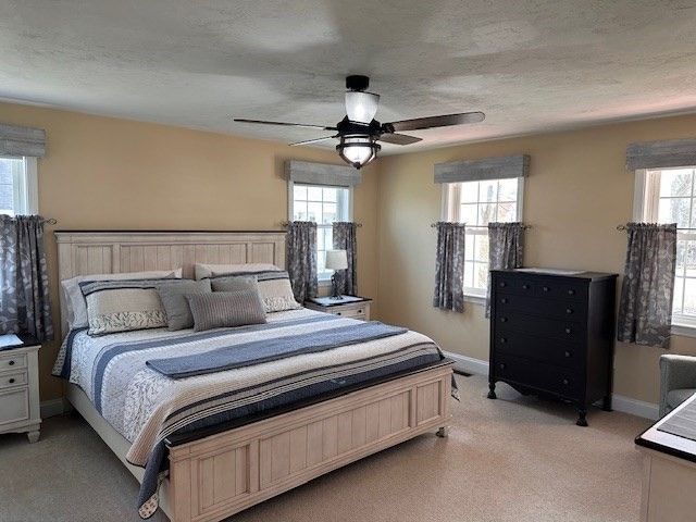 3 Rosemary Ln A, Wareham, MA 02571