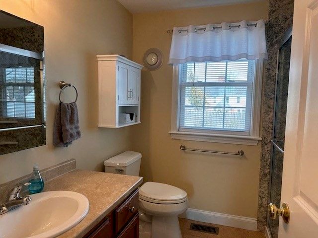 3 Rosemary Ln A, Wareham, MA 02571