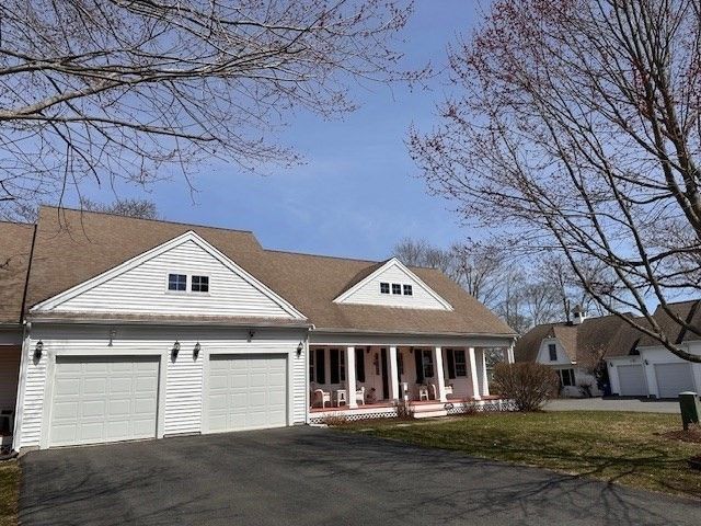 3 Rosemary Ln A, Wareham, MA 02571