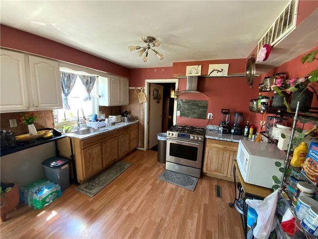 3171 Cleveland Avenue, Kansas City, KS 66104