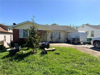 3171 Cleveland Avenue, Kansas City, KS 66104