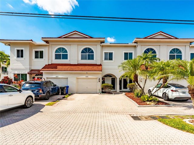 835 NE 17th Way 835, Fort Lauderdale, FL 33304