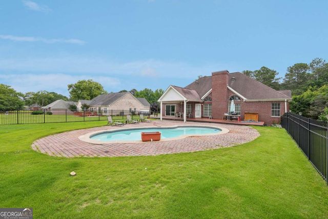 1535 LAKE DOW Road, Mcdonough, GA 30252