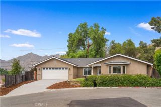 291 Hillandale Court, Riverside, CA 92507
