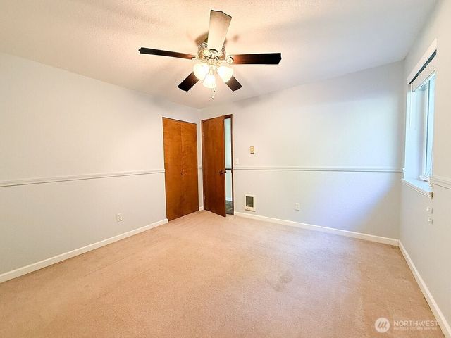 8610 Long Lake Road SE, Port Orchard, WA 98367