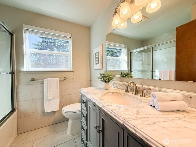 8610 Long Lake Road SE, Port Orchard, WA 98367
