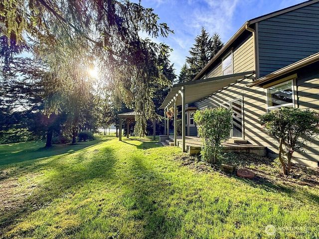 8610 Long Lake Road SE, Port Orchard, WA 98367