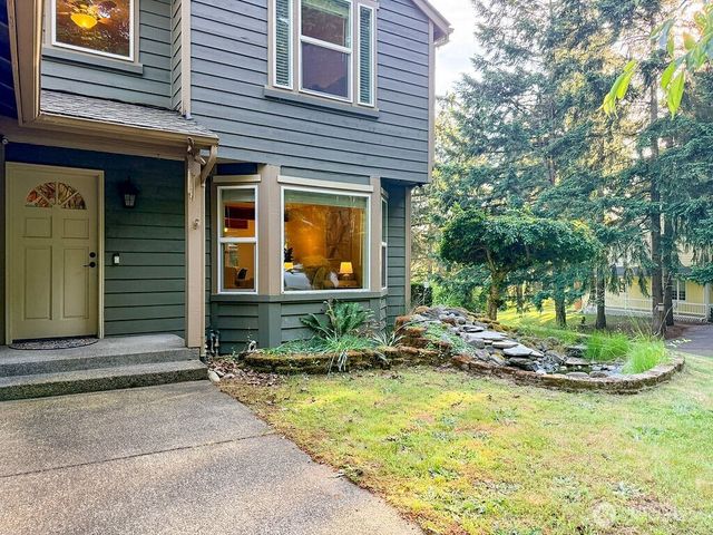 8610 Long Lake Road SE, Port Orchard, WA 98367