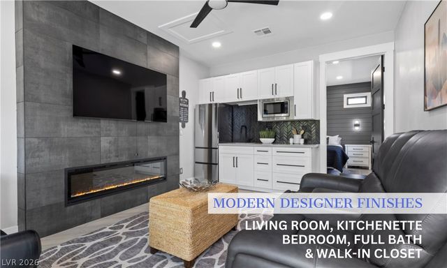 8753 Kendall Brook Circle, Las Vegas, NV 89149