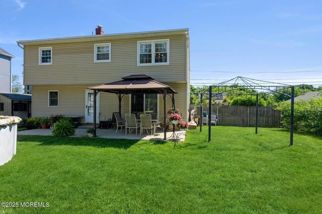 637 Bray Avenue, Port Monmouth, NJ 07758