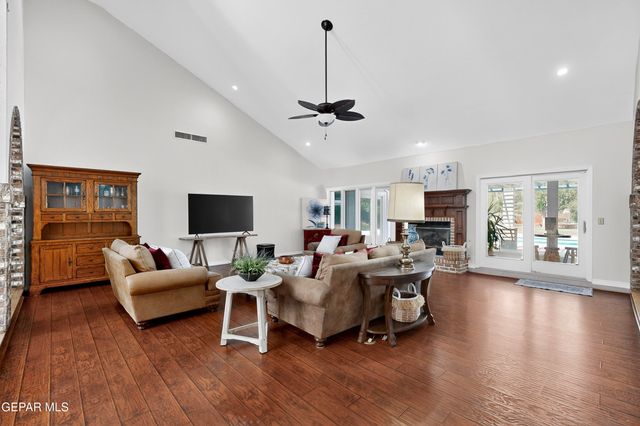 5238 WHITE OAK Drive, El Paso, TX 79932